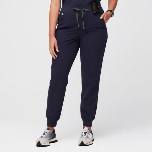 FIGS High Waisted Zamora Jogger Scrub Pants - Picture 3 of 4